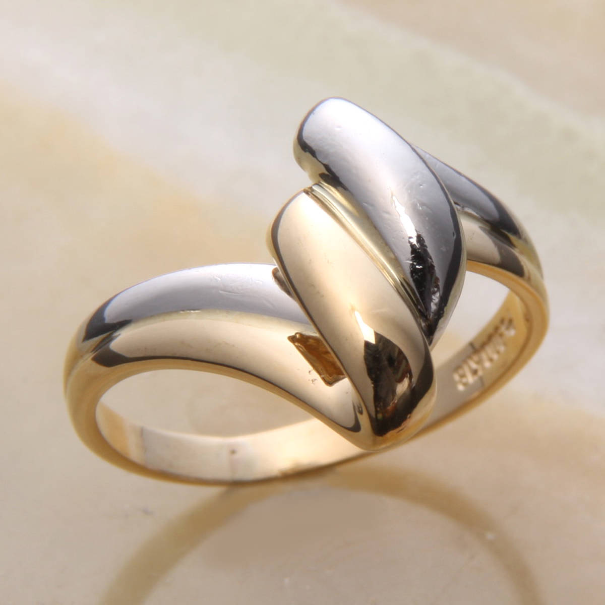 ke9604◆磨き済 Pt900/K18 コンビリング 9号拍卖