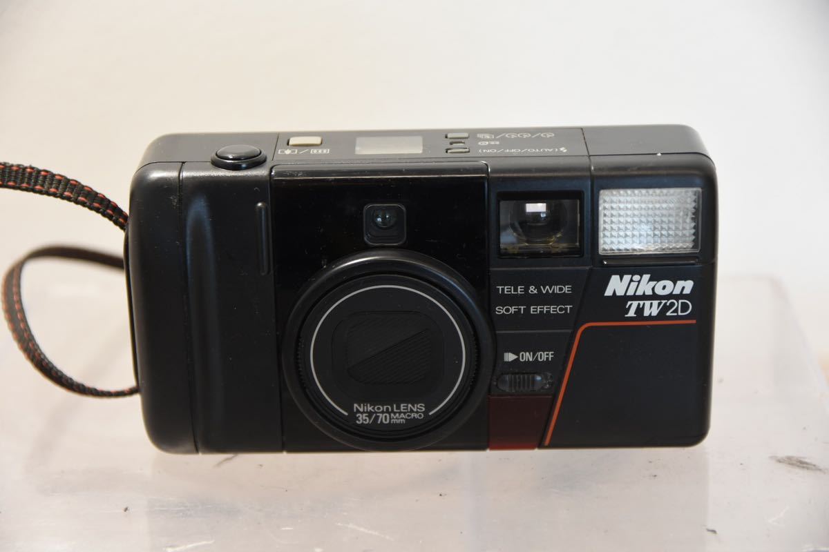 カメラ コンパクトフィルムカメラ Nikon ニコン TW2D Z33拍卖