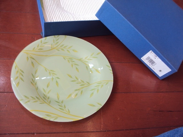 未使用品!フランス製のおしゃれなプレート5枚を格安で!拍卖