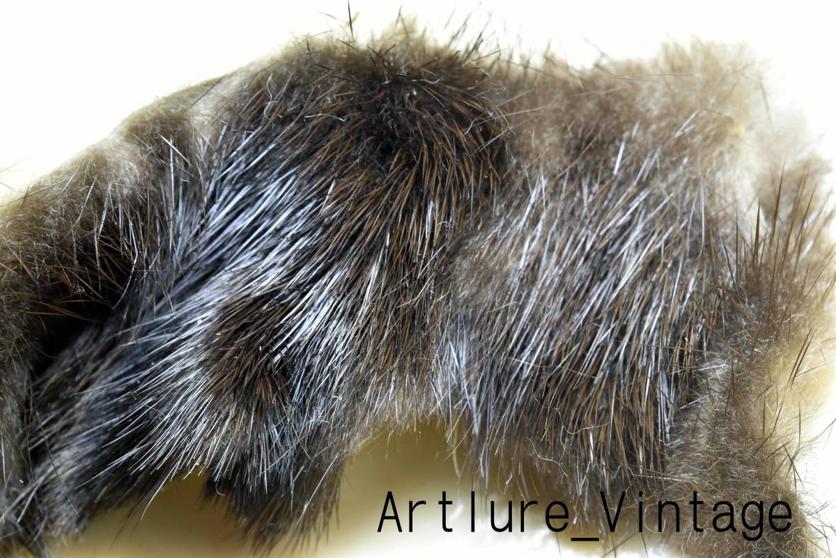 VINTAGE FLY TYING MATERIAL ラッコ風 RARE動物の毛USA  10340-317 #FLY #フライ40年前米国にて入手 動物名不明 希少とは聞いている 拍卖