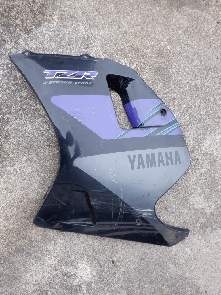 TZR50/R 純正左アンダーカウル 黒 C拍卖