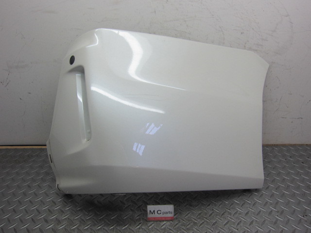 トヨタ ヴォクシーZRR80 リアバンパーコーナー パールホワイト VOXY ノア ボクシー拍卖