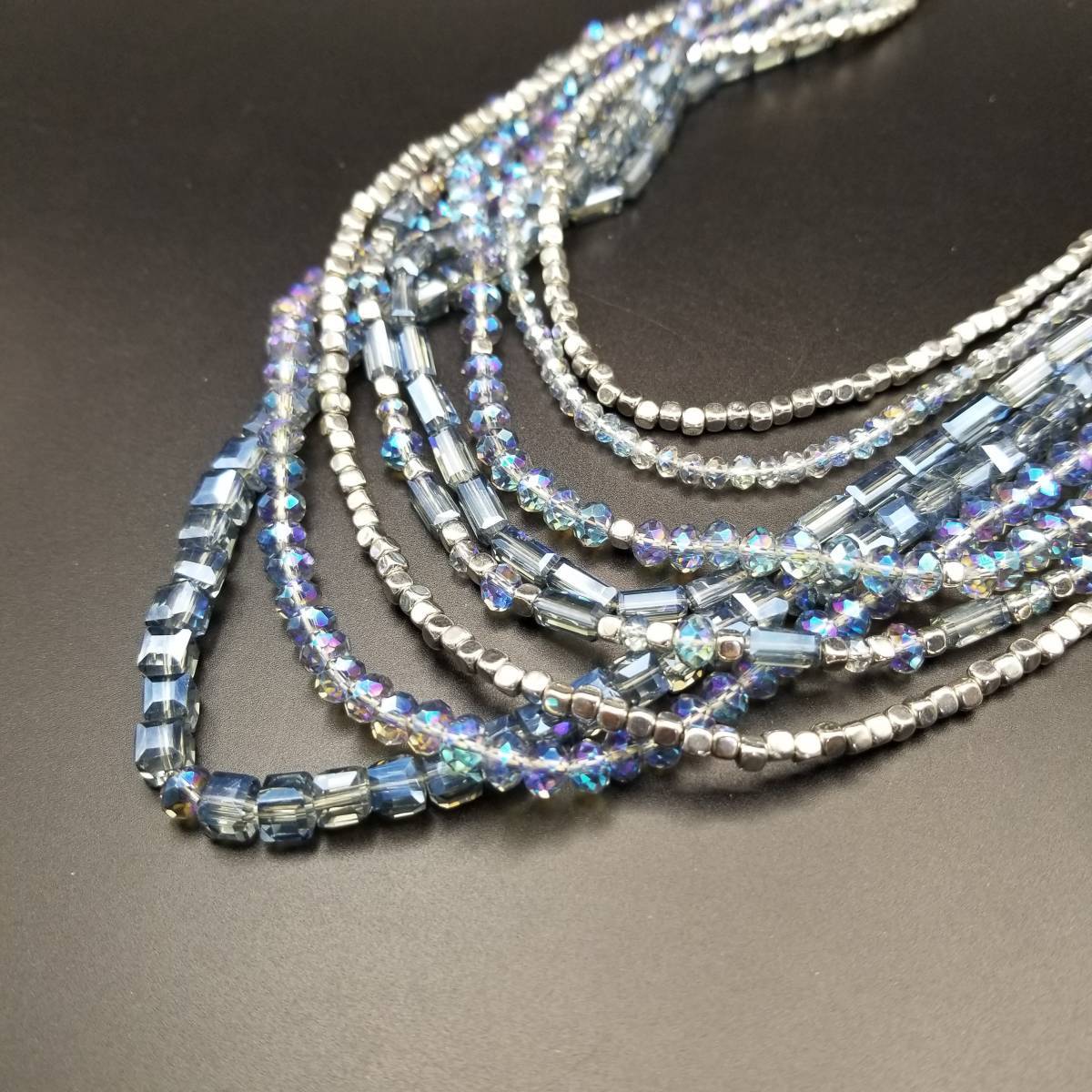 ライトブルー ビーズ 8連 ヴィンテージ ネックレス エスニック調 レトロ コスチュームジュエリー 夏 存在感 6Y-9拍卖