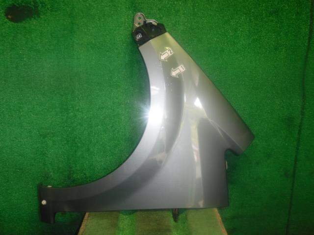ムーヴ DBA-L175S 左Fフェンダー KF-VE 53812-B2340拍卖