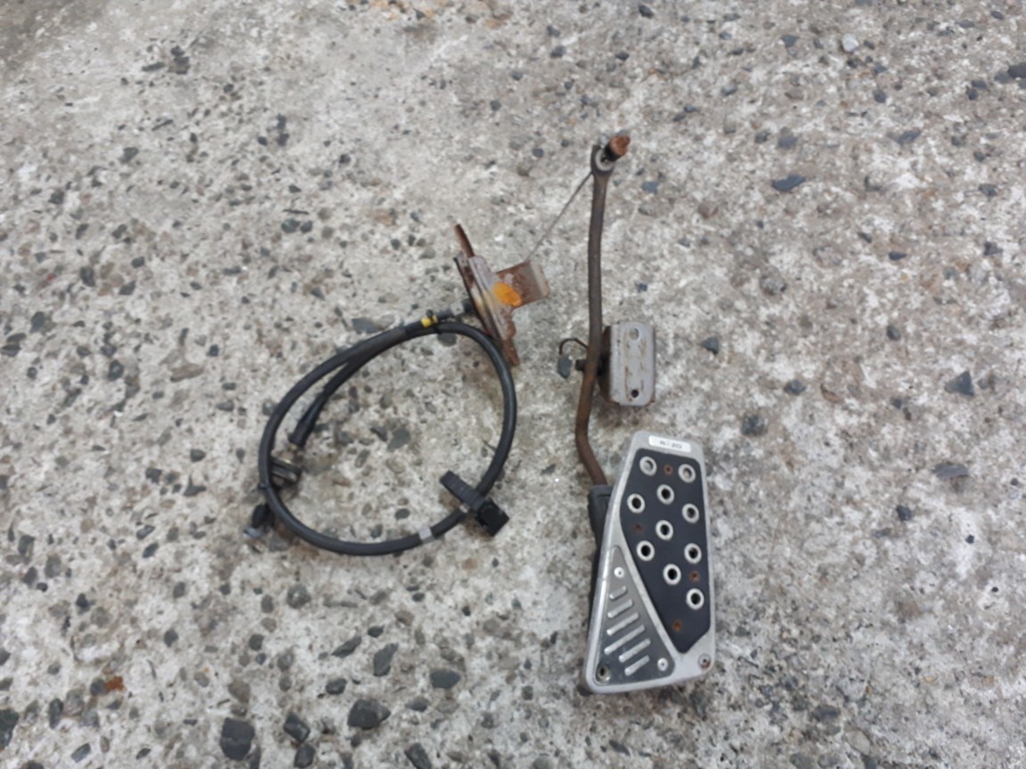 S15シルビア用 アクセルワイヤー、ペダル No.27拍卖