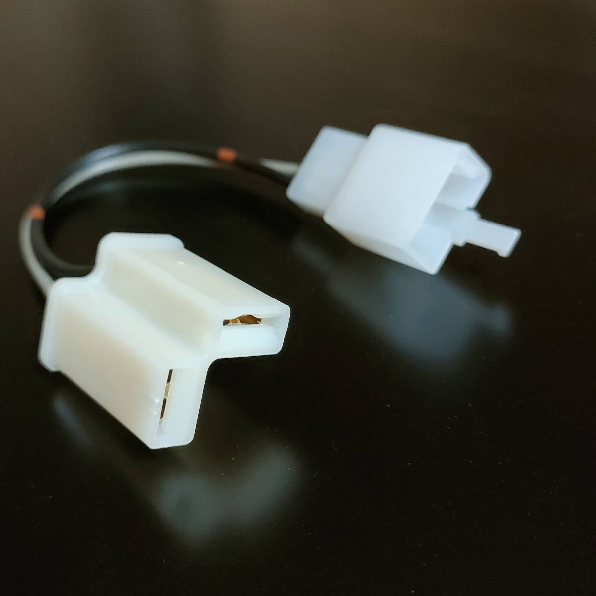 【送料無料】 ウインカーリレー 250型 L字 2ピン ⇒ 110型 3ピン 変換ハーネス アダプタ バイク TW200E MT-07 ホンダ ヤマハ拍卖