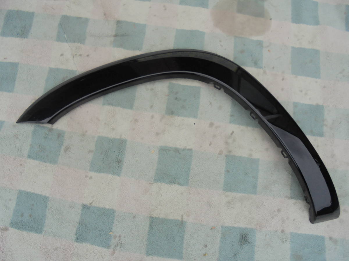 RAV4,ラブ4 ACA31W.ACA36W 純正 左フロントフェンダー アーチモール 75602-42090 5709拍卖