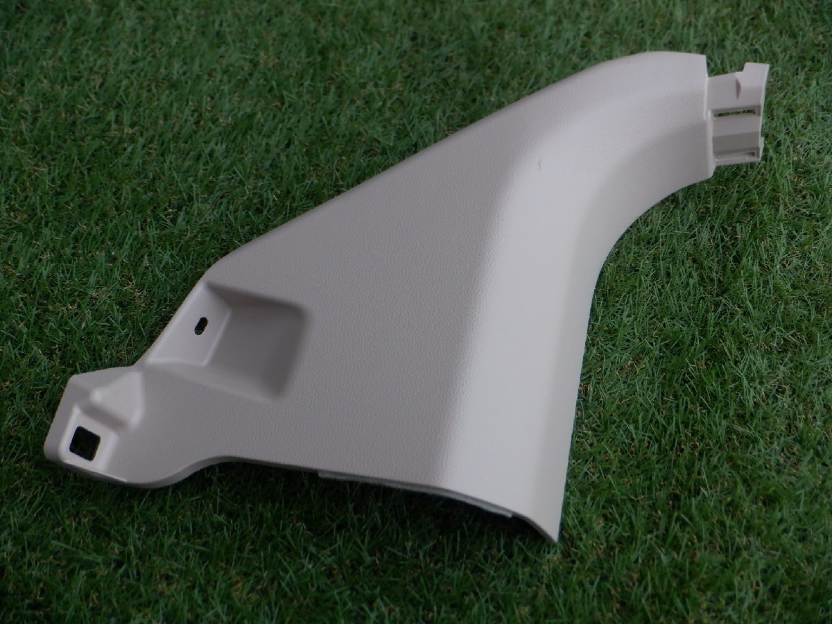 新車外し トヨタ純正 VJA300W FJA300W 300 ランドクルーザー ランクル カバー パネル カウルサイド 62112-60300 m-23-6-52拍卖