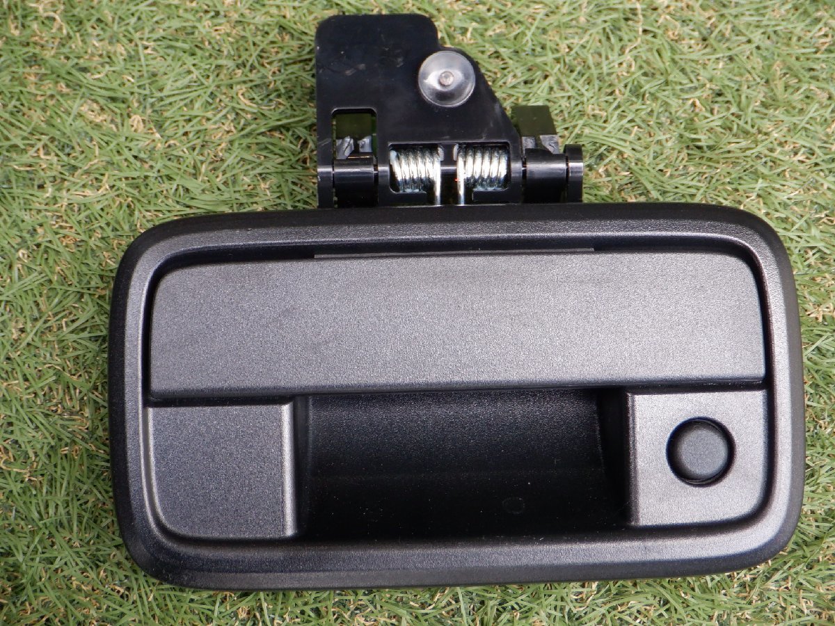 新車外し トヨタダイハツ純正 S700 S710 アトレー ピクシスバン ハイゼット カーゴ バックドア アウターハンドル リアゲート ドアノブ 素地拍卖