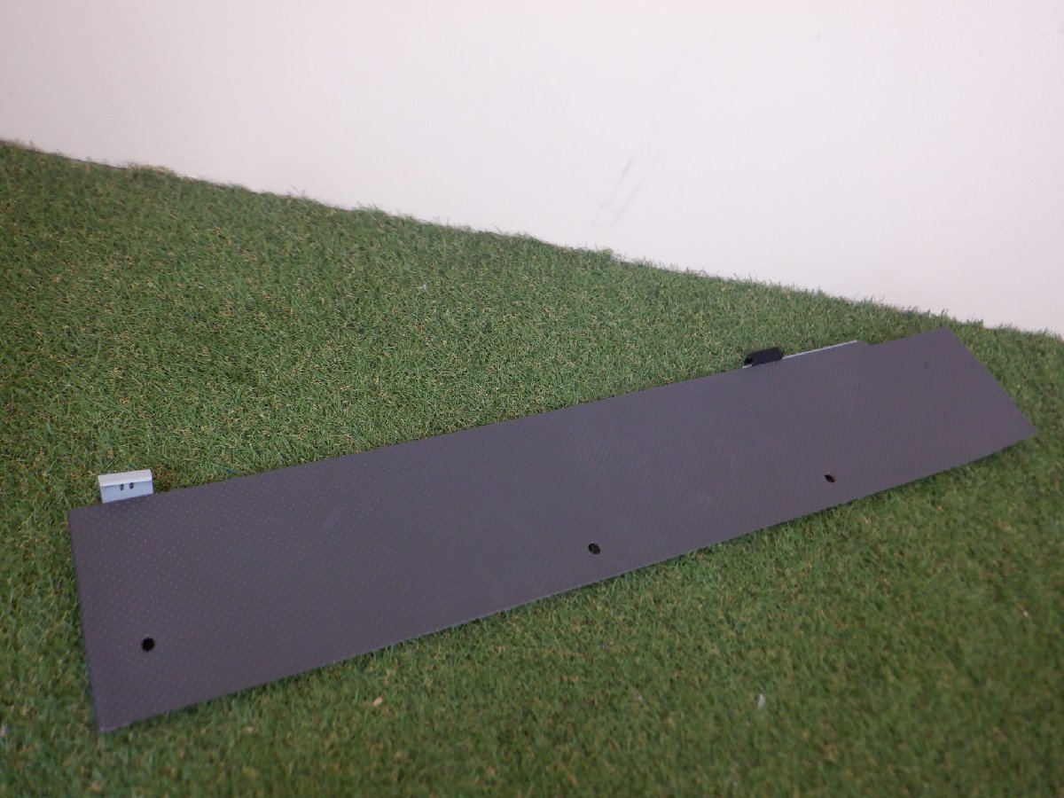 新車外し品 トヨタ純正 200 ハイエース リア ドア スカッフパネル カバー ゴム 67926-26040-B2 m-23-6-185拍卖