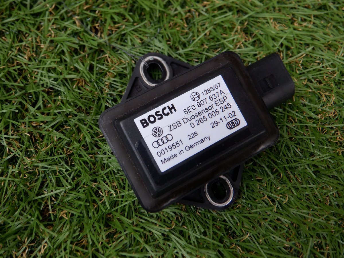 ワーゲン純正 VW GH-3BAZM パサートワゴン 03 ヨウレイト ヨウレート ヨーレイト ヨーレート センサー コントロール モジュール 8E0907637A拍卖