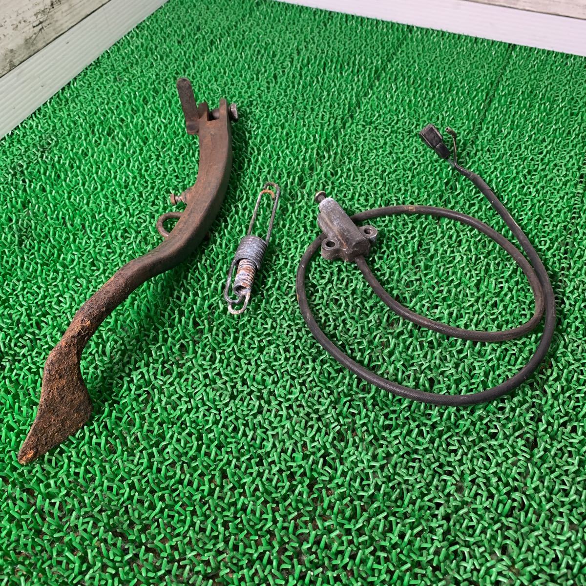 SUZUKI GSX400S カタナ サイドスタンド B拍卖