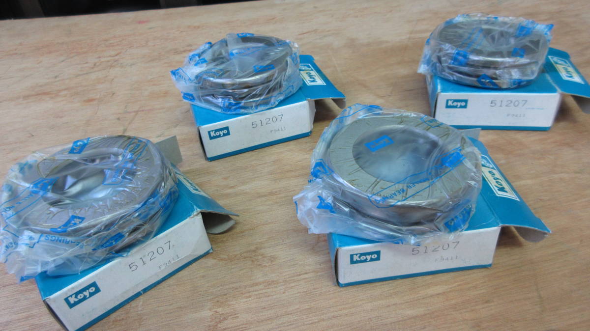 長期在庫処分未使用品 KOYOベアリング 51207 4個組 単式スラストベアリング拍卖