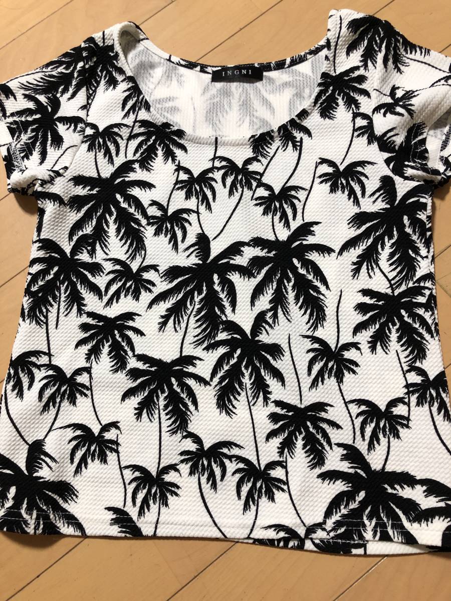 INGNIイング★半袖★カットソー★Mサイズふ★ヤシの木★白黒拍卖