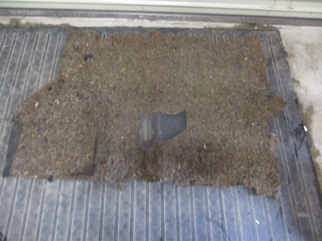 マツダRX-7(FC3S後期用)リヤトランクカ-ペット拍卖