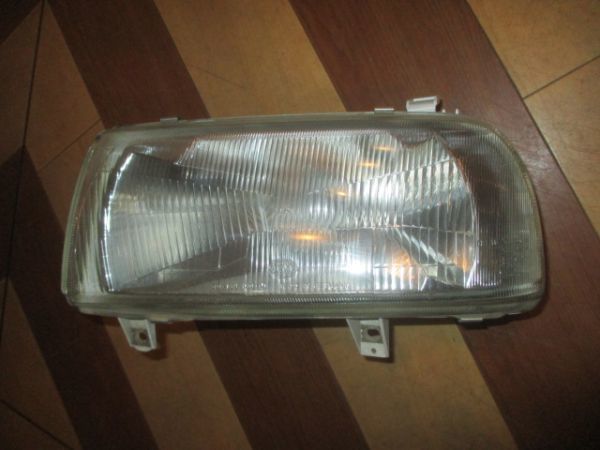 ■フォルクスワーゲン ベント ヘッドライト 左 中古 1H5941017J 1H5941017 1HAAA 1H2E 部品取あり ヘッドランプ ライト ヴェント ■拍卖