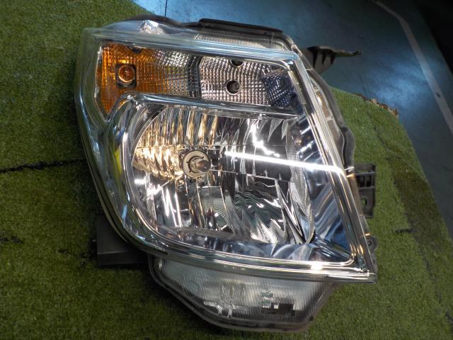 フレア MJ44S 右ヘッドランプASSY ハロゲン ステー損傷あり【個人宅宛発送不可】拍卖