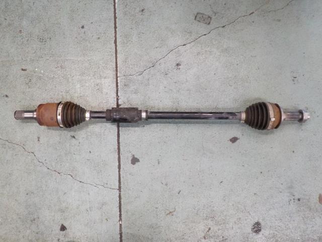 N-ONE JG1 右前ドライブシャフト【個人宅宛発送不可】拍卖