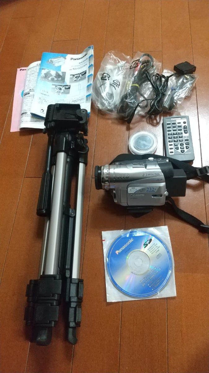 Panasonic★NV-GS200★ SONY三脚★ デジタルビデオカメラ★美品中古★拍卖