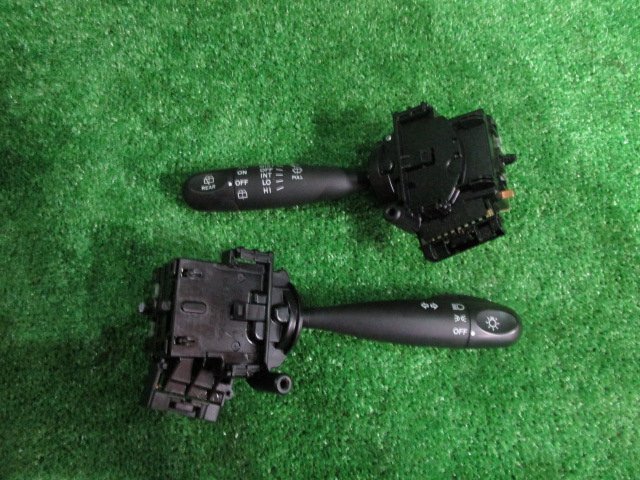【A57418】◇ワゴンR MH23S コンビネーションスイッチ ディマースイッチ拍卖