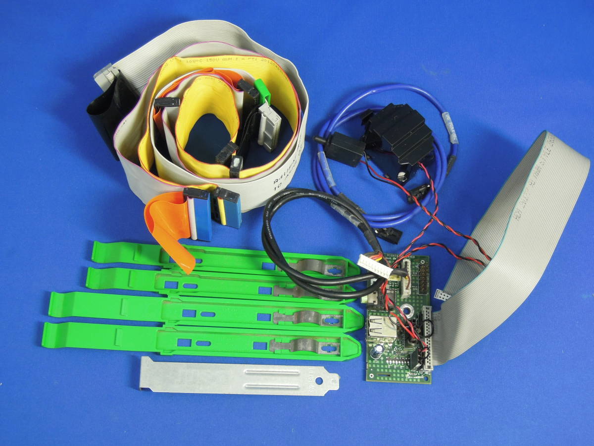 ☆☆☆☆ DELL OptiPlex GX260 内部の接続ケーブルその他 ガイドレール等 /中古 /動作未確認 /ジャンク扱い☆☆☆☆拍卖