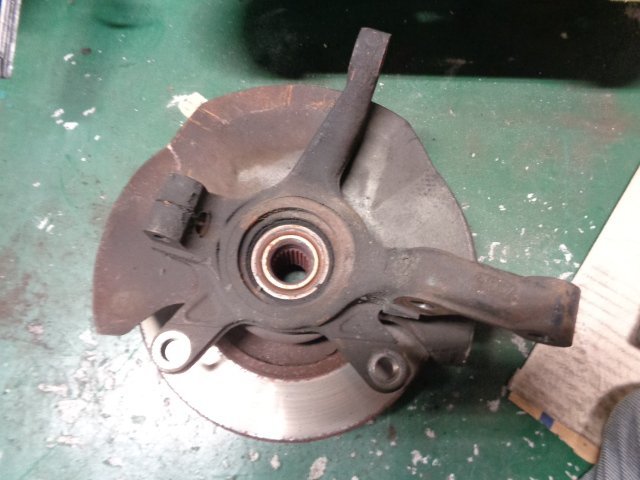 ワゴンR MC21S ハブナックル 左 純正【送料無料】拍卖