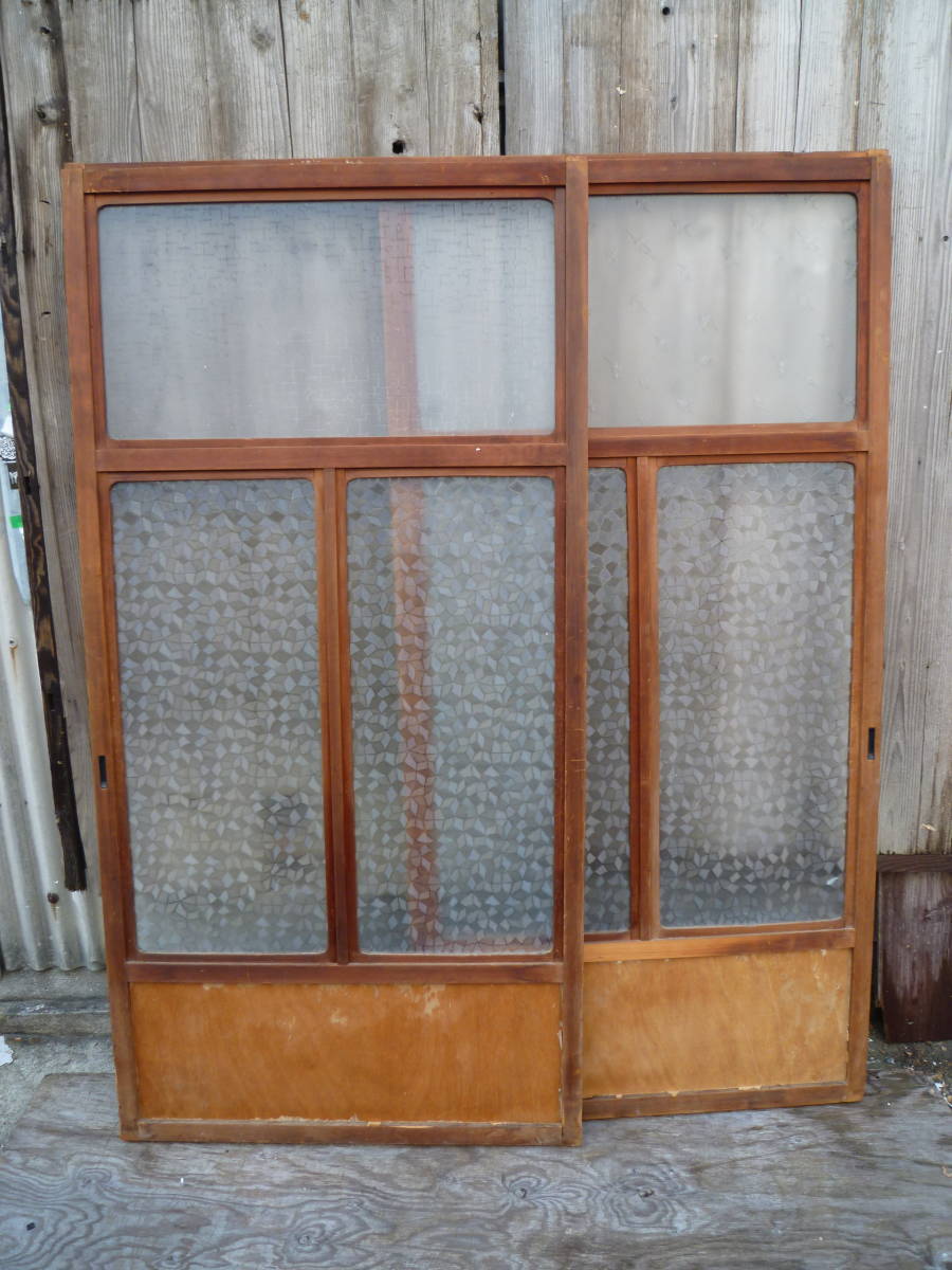 最終値下げ!M5467 ガラス引き戸 2枚set レトロガラス3枚入り 建具 古い民宿より【送り先は会社 店舗限定】【個人様は西濃運輸局留め】拍卖