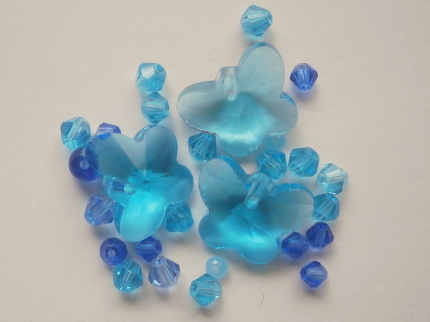 ガラスビーズ★蝶々★1つ穴★ブルー系★1拍卖