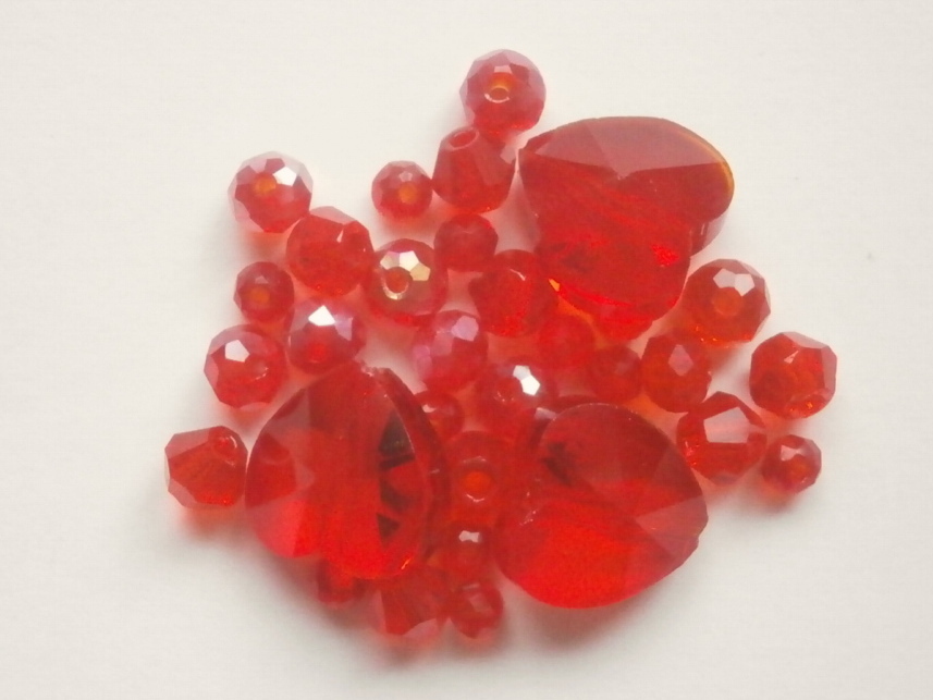 ガラスビーズ★ハート★タイプ B★レッド系★4拍卖
