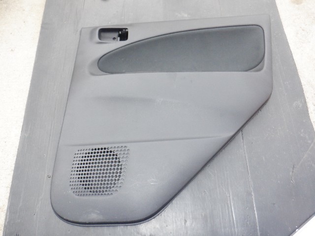 HD1673 Z27AG コルト ラリーアート バージョンR 純正 右 リア ドア 内張 トリム 43100拍卖