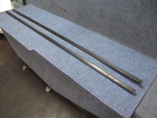 H1/9 クラウン E-GS131H 左右ロッカーモール ジャンクパーツ E-GS131H-ATPQR 1G-GZE 1657- 3ナンバー 4DHT 【個人宅配送不可商品】拍卖