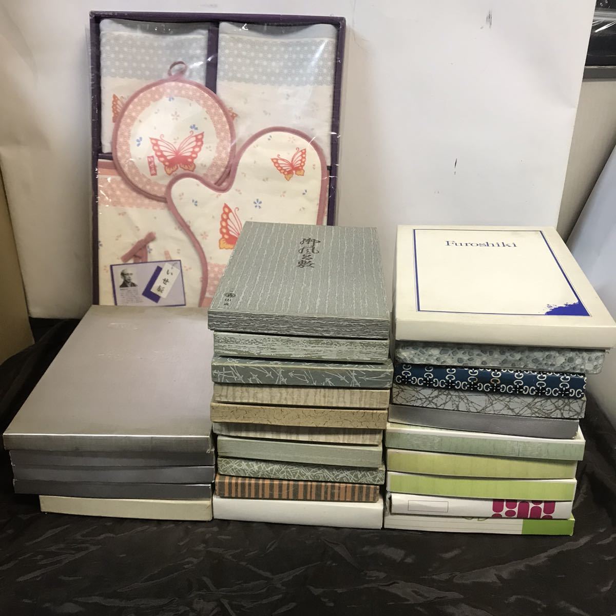 未使用品 長期保管品 風呂敷 ハンカチ フキン他 大量 26点セット ふろしき 昭和レトロ アンティーク拍卖
