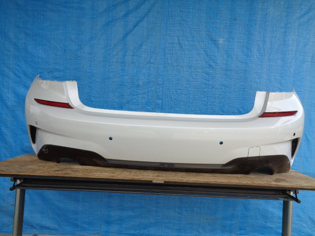 ☆AZ451-2 BMW G20 3シリーズ Mスポーツ リアバンパー 白 51128069387拍卖