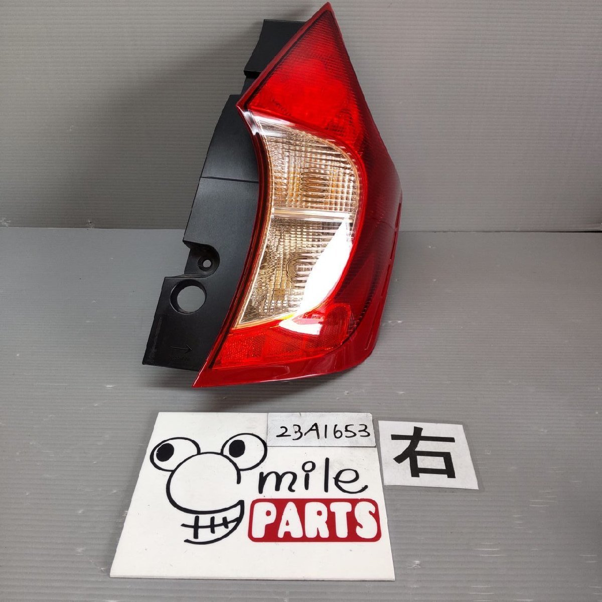 E12 ノート 純正 右テールライト 1C3-8-2/23A1653*同梱不可拍卖