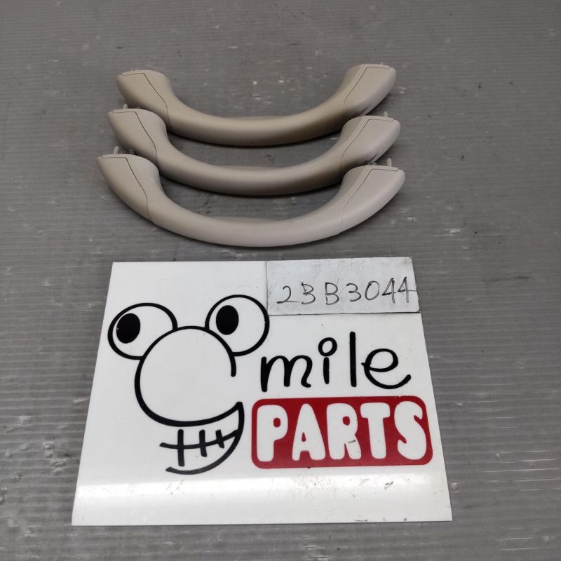 E12 ノート 純正 アシストグリップ3個 1A7-23-7/23B3044*同梱不可拍卖