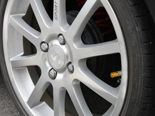 カラフルエアバルブキャップtype3 エアバルブキャップ カー用品 外装パーツ エア漏れ低減パッキン付き! ホイール タイヤ周辺用品拍卖