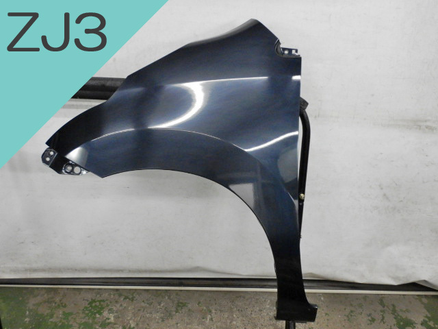 0C】 AZワゴン MJ23S / 左フェンダー 1A07-52-211 / ZJ3 ブルーイッシュブラックパール / フロントフェンダー【863091】拍卖
