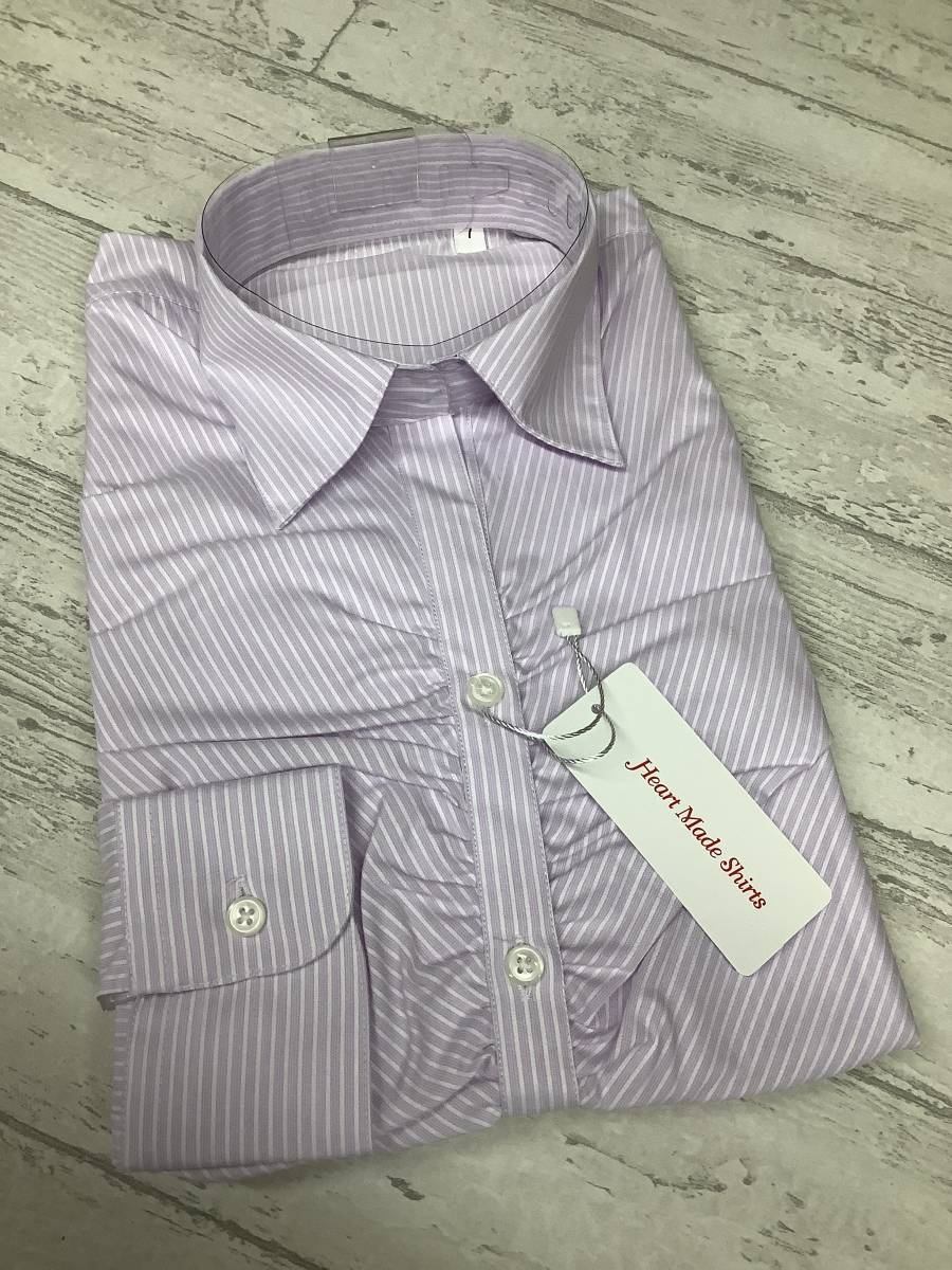 新品タグ付きのレディースのビジネスシャツ 7号サイズ かわいいパープル生地 定価2,990円シンプルデザインシャツ拍卖