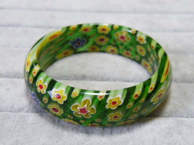 92065.ガラス バングル 花模様 未使用 長期保管拍卖