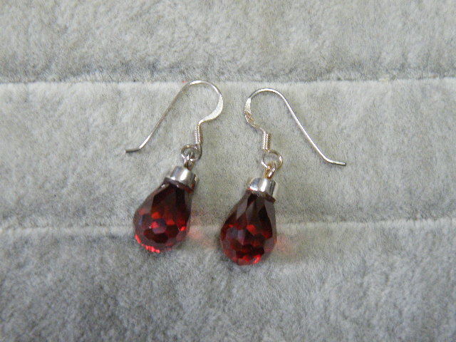 93032.ルビー風 ガーネット風 カラーストーン ピアス 未使用 在庫処分拍卖
