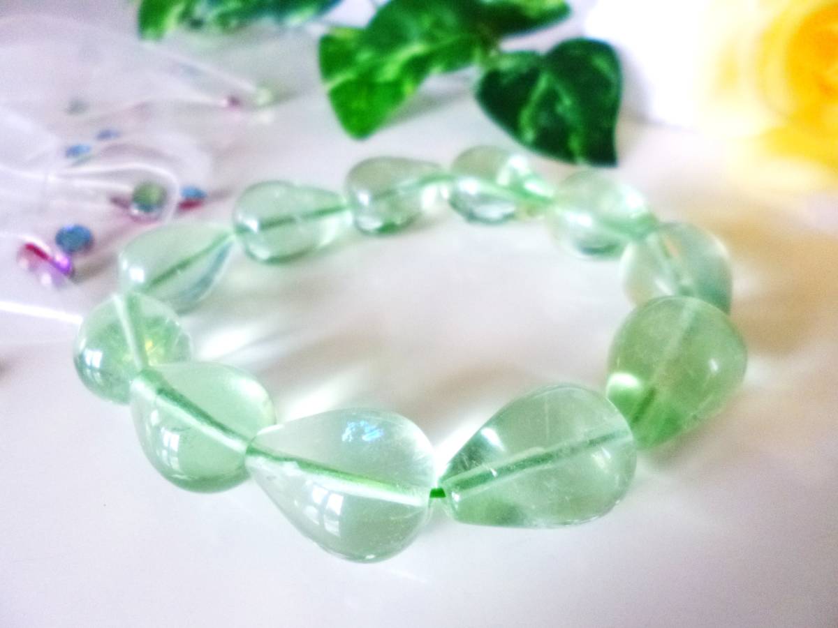 ☆心の癒し☆リラクゼーション効果☆高品質AAA☆グリーンフローライト☆ ☆滴(しずく)ドロップ☆ ☆13×18mm☆ ☆16cm☆拍卖