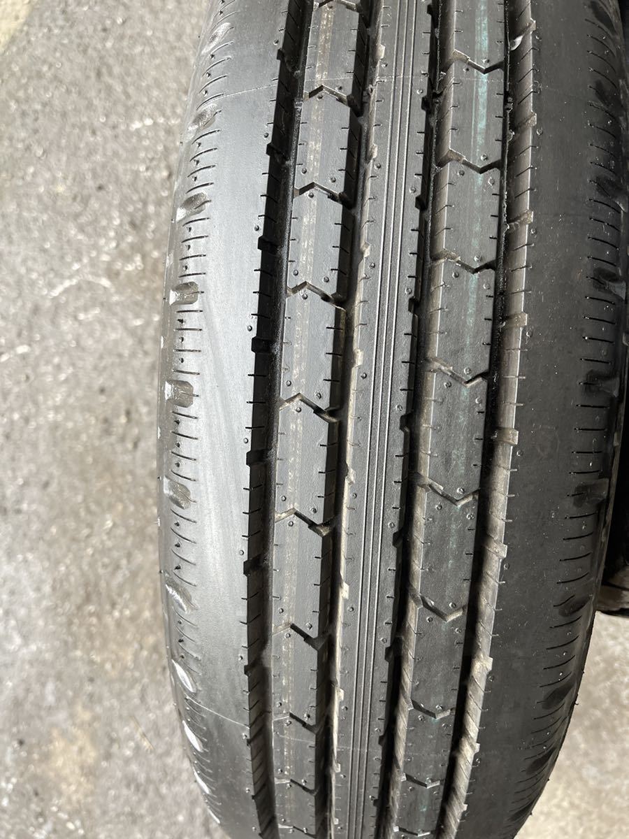 215/70R17.5 118/116 BRIDGESTONE R202 2007年製 イボ付き スペアタイヤ 1本拍卖