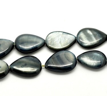 シェルビーズ2個貝ビーズ(グレーブラック系カラー)ドロップ型/貝殻製アクセサリー材料(2個入)18mm×13mm拍卖