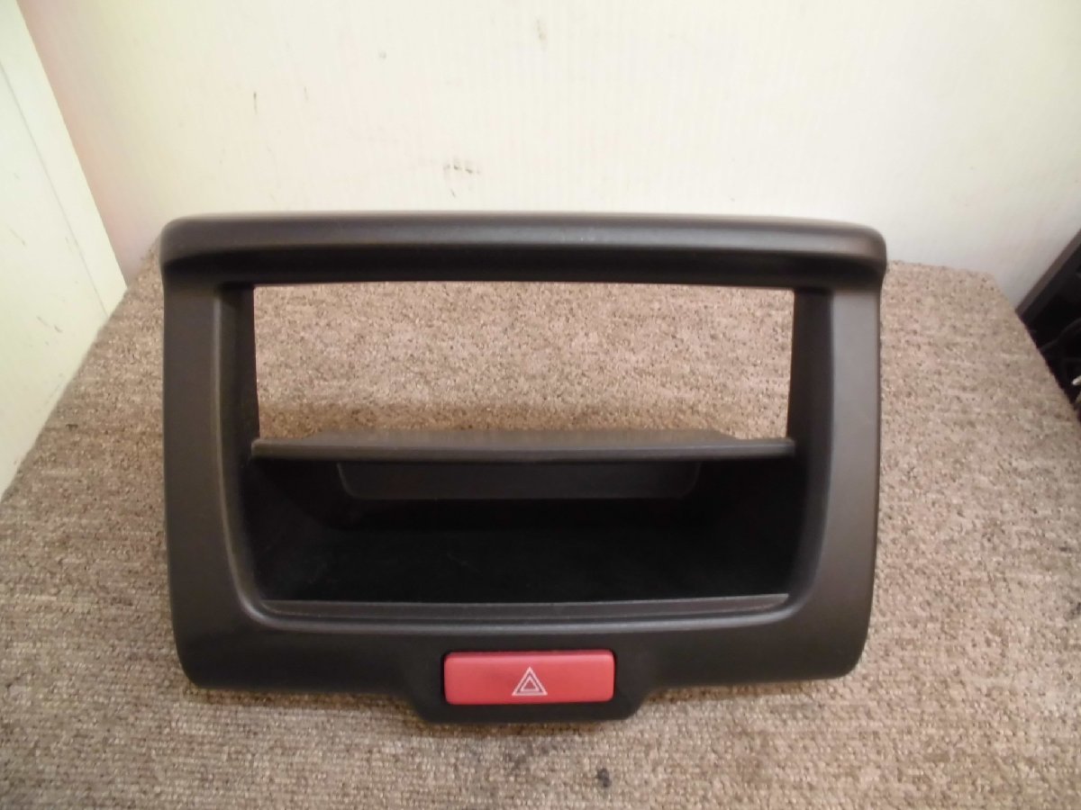 ☆ 日産 NV100クリッパー DR17V 取り外し オーディオパネル 73821-64P2 取り付け金具・変換コネクタ付き 230607 ☆拍卖