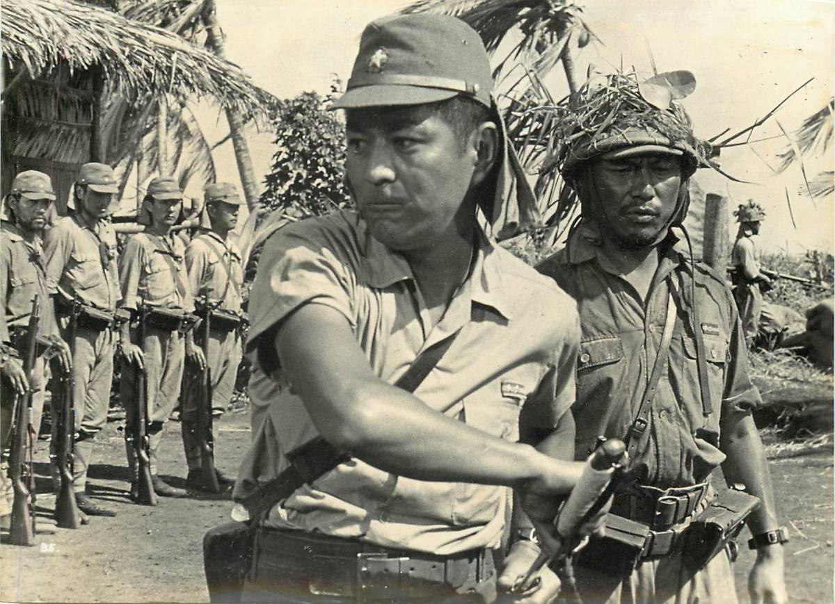 p36459円谷英二『勇者のみ』スチル 三橋達也 フランク・シナトラ クリント・ウォーカー トミー・サンズ拍卖