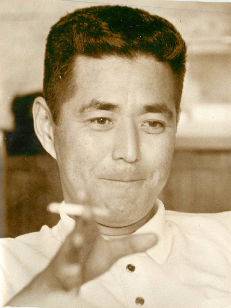 p36461『三橋達也』スナップ拍卖