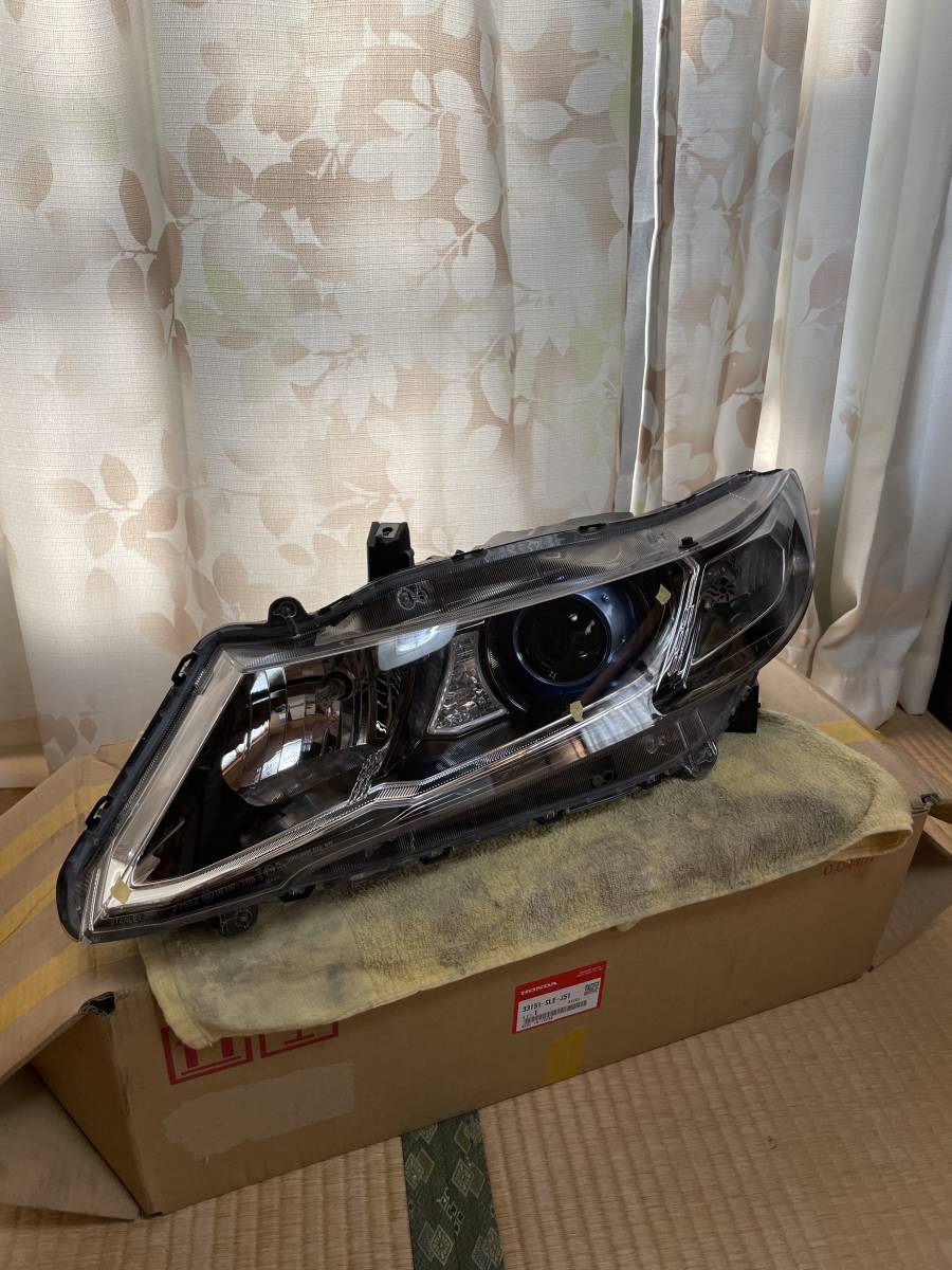 ホンダ純正 オデッセイ(RB3.4) ヘッドランプユニット 左側 スタンレー P7692 中古拍卖