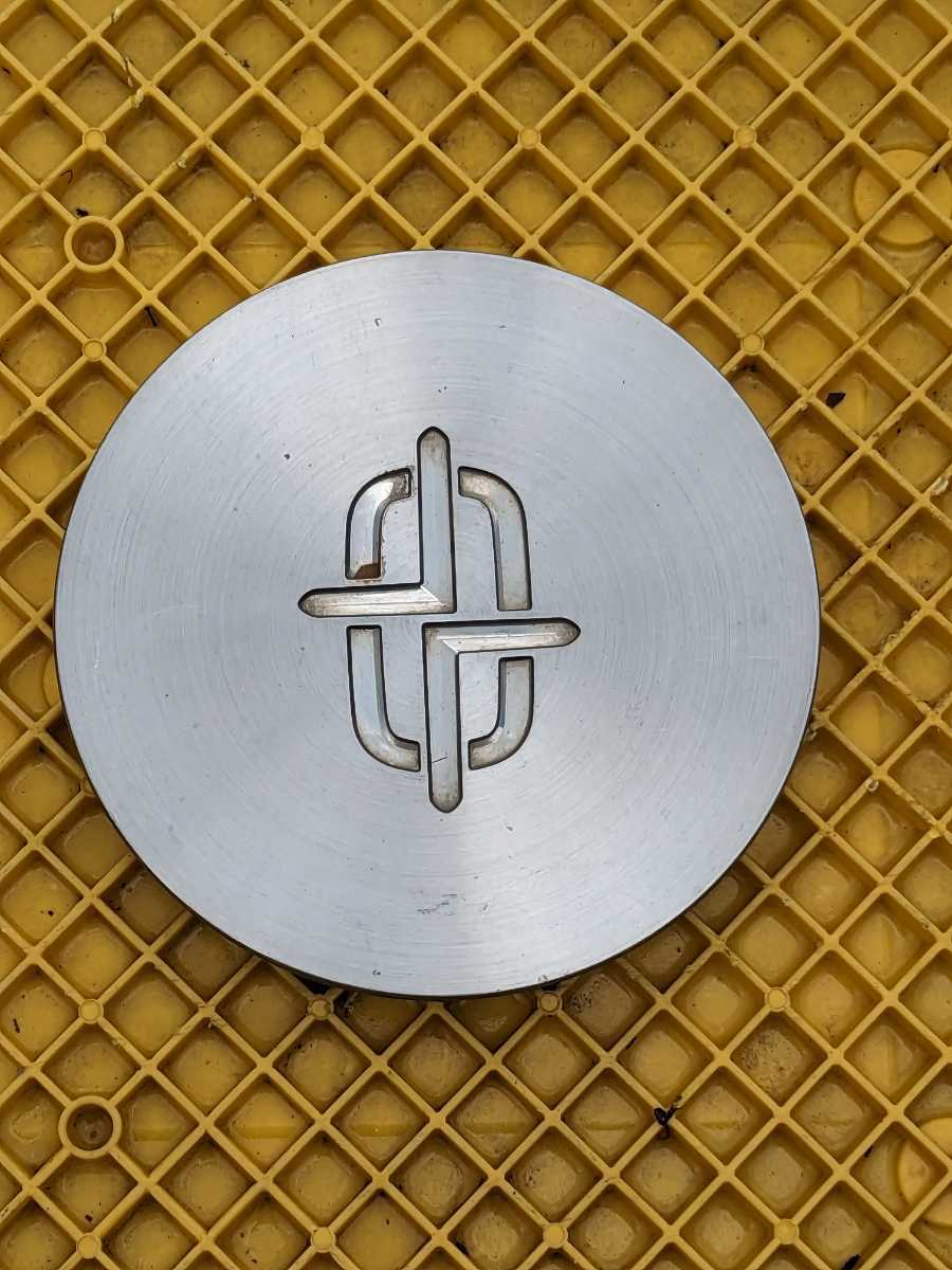 Y32セドリックセンターキャップ1枚高速有鉛街道レーサー暴走族GX71マークⅡクレスタソアラネオクラウン日産ハチマルヒーローレルグロリアZ2拍卖