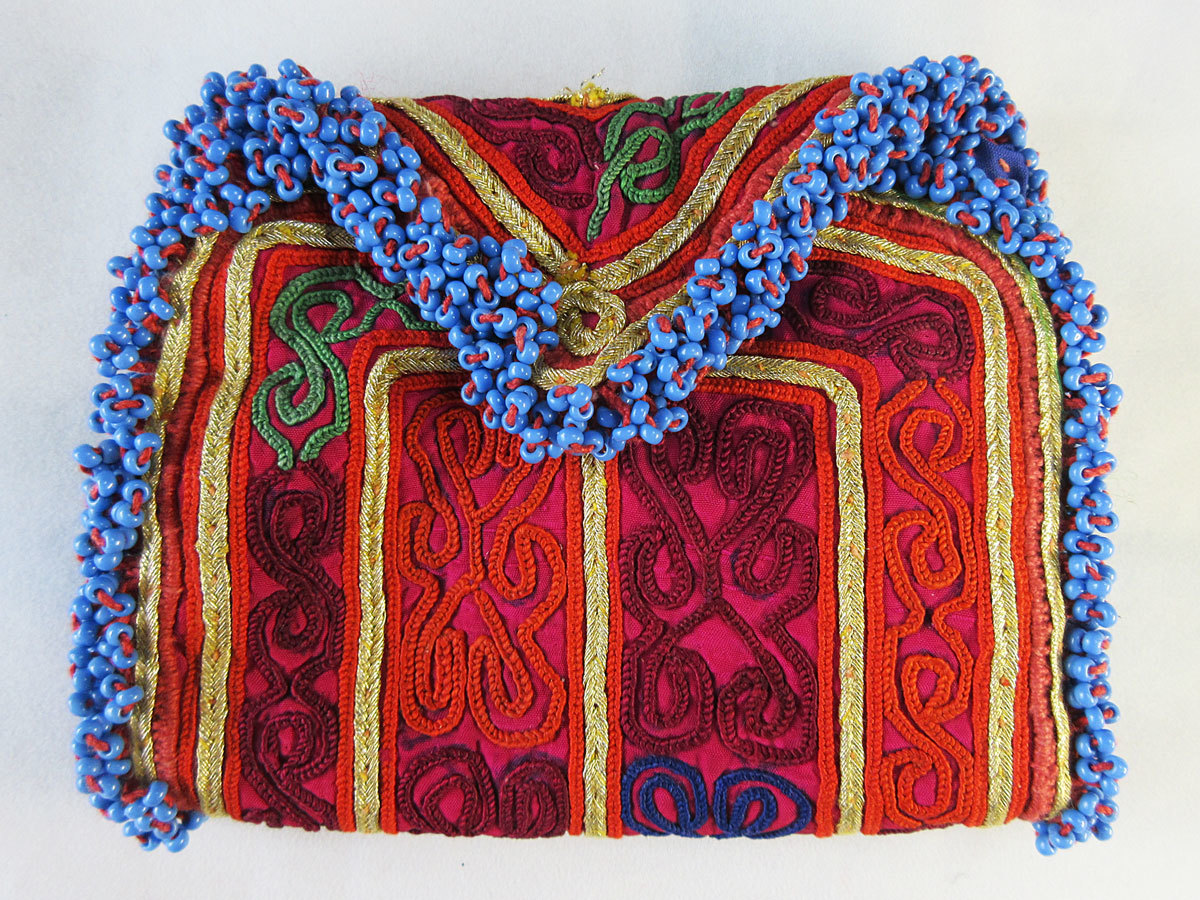 ●アフガニスタンからの贈り物”刺繍財布”20拍卖
