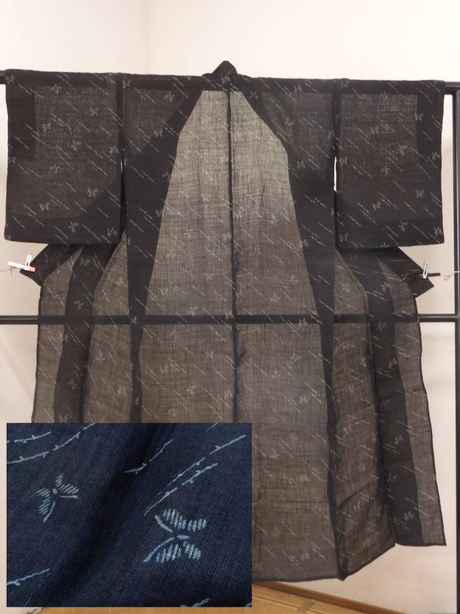 <銀の斧>手織り麻地・アンティーク型染着物・苧麻・黒色・明治期前後のお品・柳に蝶・アンティーク着物拍卖